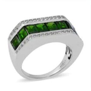 SKS Men's Natural Chrome Diopside Cocktail Ring